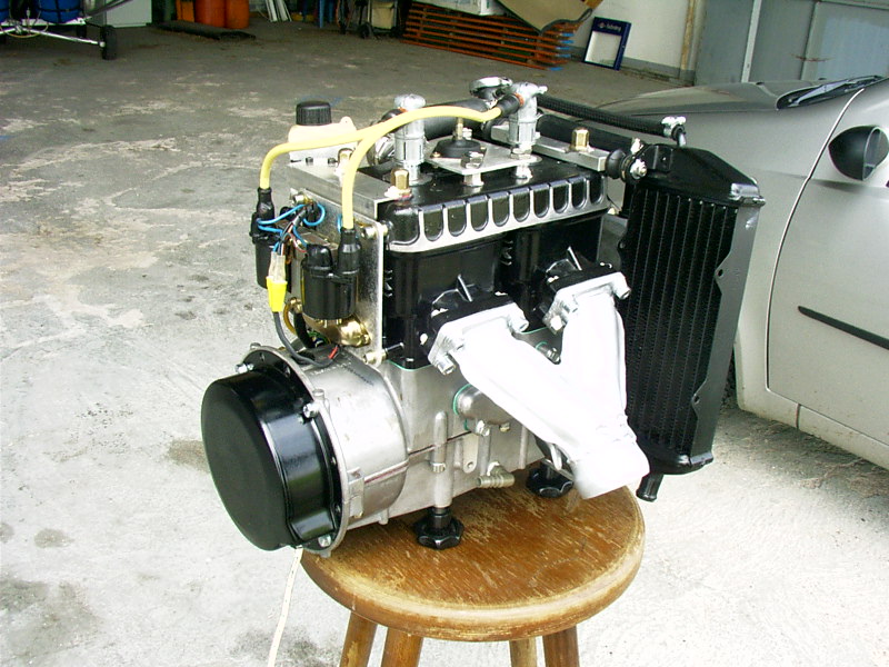 Rotax-Motor vor dem Einbau